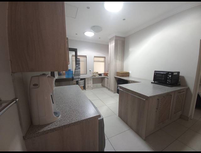 2 BEDROOM RETIREMENT UNIT FOR SALE IN JORDAAN PARK